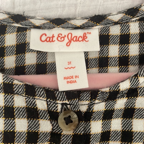 Cat and Jack dress - Picture 2 of 3